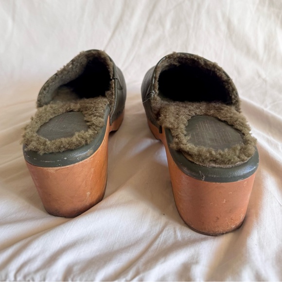 Charlotte Stone Low Heel Wooden Clog, Grey Leather. Size 8 - Picture 5 of 15